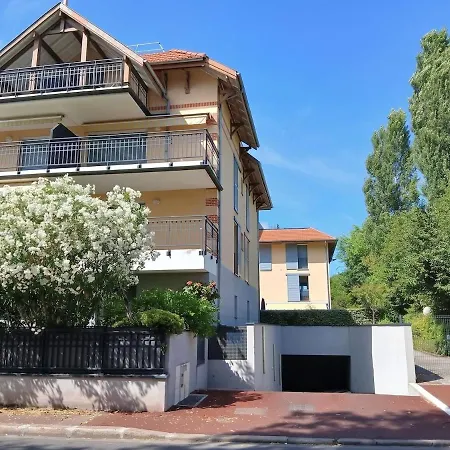 Apartamento T3 Spacieux Sur Jardin, Proche Du Port Et De La Arcachon